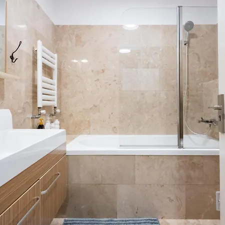 Apartment Happy Bubble I Timpuri Noi 1br 4 Ppl Bucharest